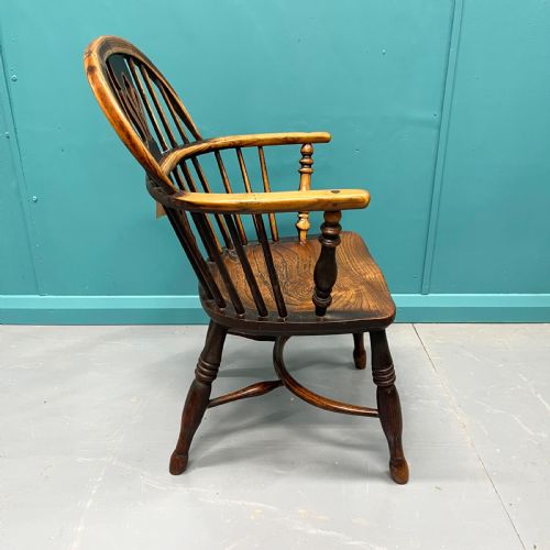 19TH CENTURY ASH AND ELM WINDSOR CHAIR WITH CRINOLINE - ADDITIONAL PHOTO 4