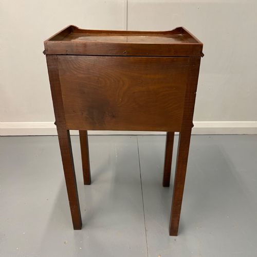 GEORGIAN TWO DOOR SIDE CABINET OR LAMP TABLE - ADDITIONAL PHOTO 6