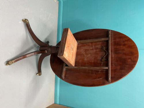 REGENCY OVAL MAHOGANY CENTRE TABLE - ADDITIONAL PHOTO 4