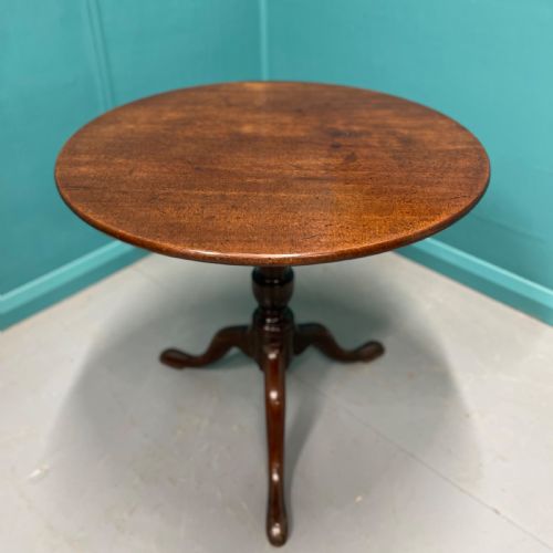 GEORGIAN ROUND MAHOGANY TILT TOP SIDE TABLE - ADDITIONAL PHOTO 1