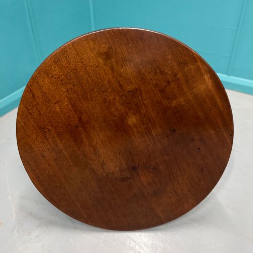 GEORGIAN ROUND MAHOGANY TILT TOP SIDE TABLE - ADDITIONAL PHOTO 3
