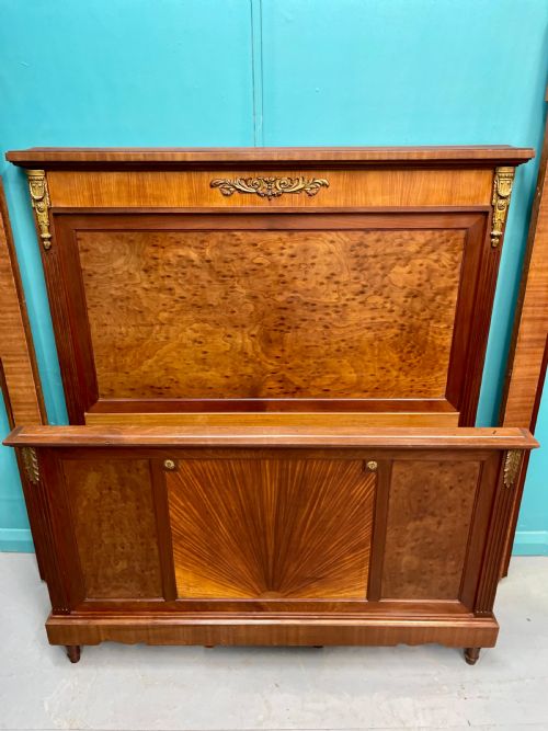 french 34 mahogany bed with brass mounts - CATEGORY: ANTIQUE BEDS - DATED 1900
