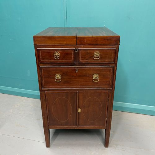 georgian inlaid gentlemans dressing chest - CATEGORY: ANTIQUE DRESSING TABLES - DATED 18TH CENTURY