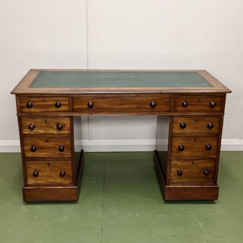 victorian mahogany kneehole pedestal desk - CATEGORY: ANTIQUE DESKS - DATED 19TH CENTURY