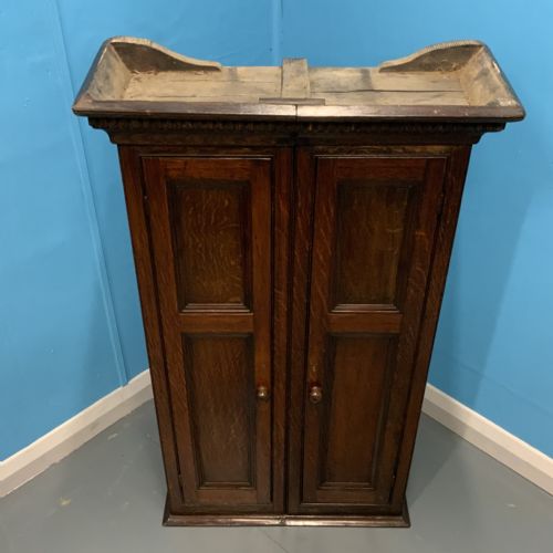 GEORGIAN OAK PANELLED HANGING CUPBOARD - ADDITIONAL PHOTO 3