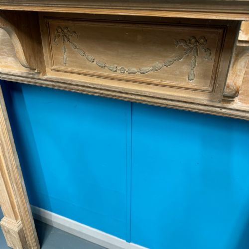 ART NOUVEAU FIRE SURROUND WITH BEVELLED MIRROR - ADDITIONAL PHOTO 3