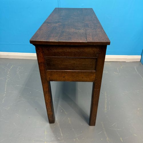 LATE 18TH CENTURY OAK DRESSER BASE - ADDITIONAL PHOTO 3