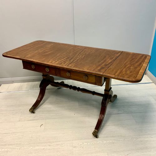 REGENCY MAHOGANY AND CROSS BANDED SOFA TABLE - ADDITIONAL PHOTO 3