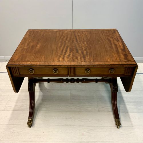 REGENCY MAHOGANY AND CROSS BANDED SOFA TABLE - ADDITIONAL PHOTO 4