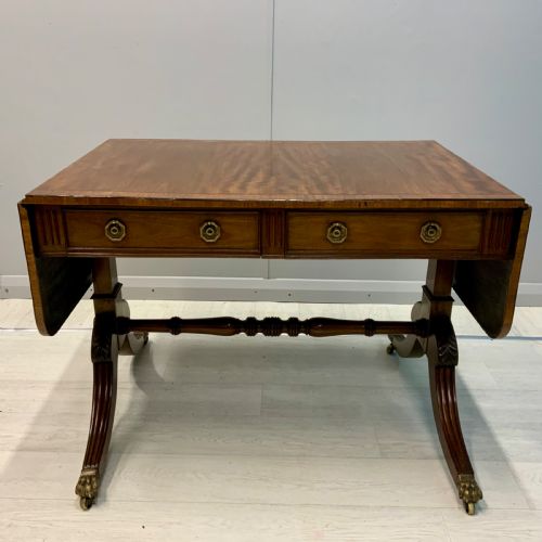 REGENCY MAHOGANY AND CROSS BANDED SOFA TABLE - ADDITIONAL PHOTO 5