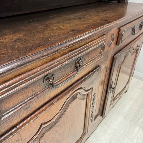 18TH CENTURY FRENCH OAK DRESSER - ADDITIONAL PHOTO 3