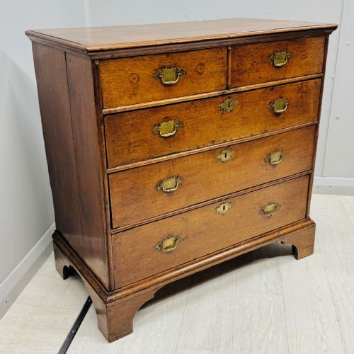 18TH CENTURY OAK CHEST OF DRAWERS - ADDITIONAL PHOTO 7