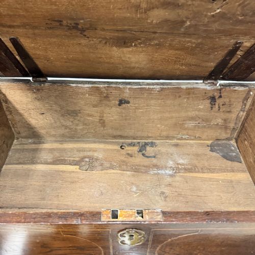 18TH CENTURY OAK MINI MULE CHEST - ADDITIONAL PHOTO 4