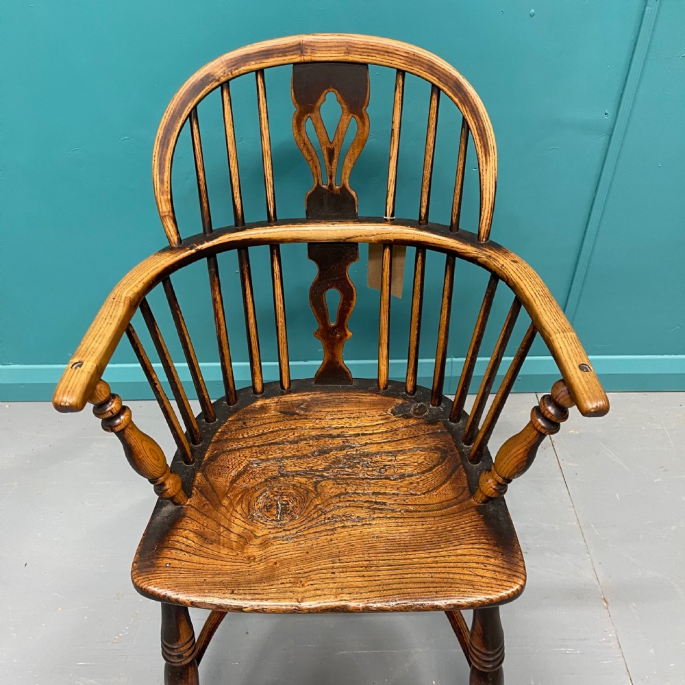 19th century ash and elm Windsor chair with crinoline View IV