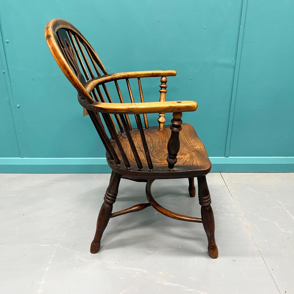 19th century ash and elm Windsor chair with crinoline View V