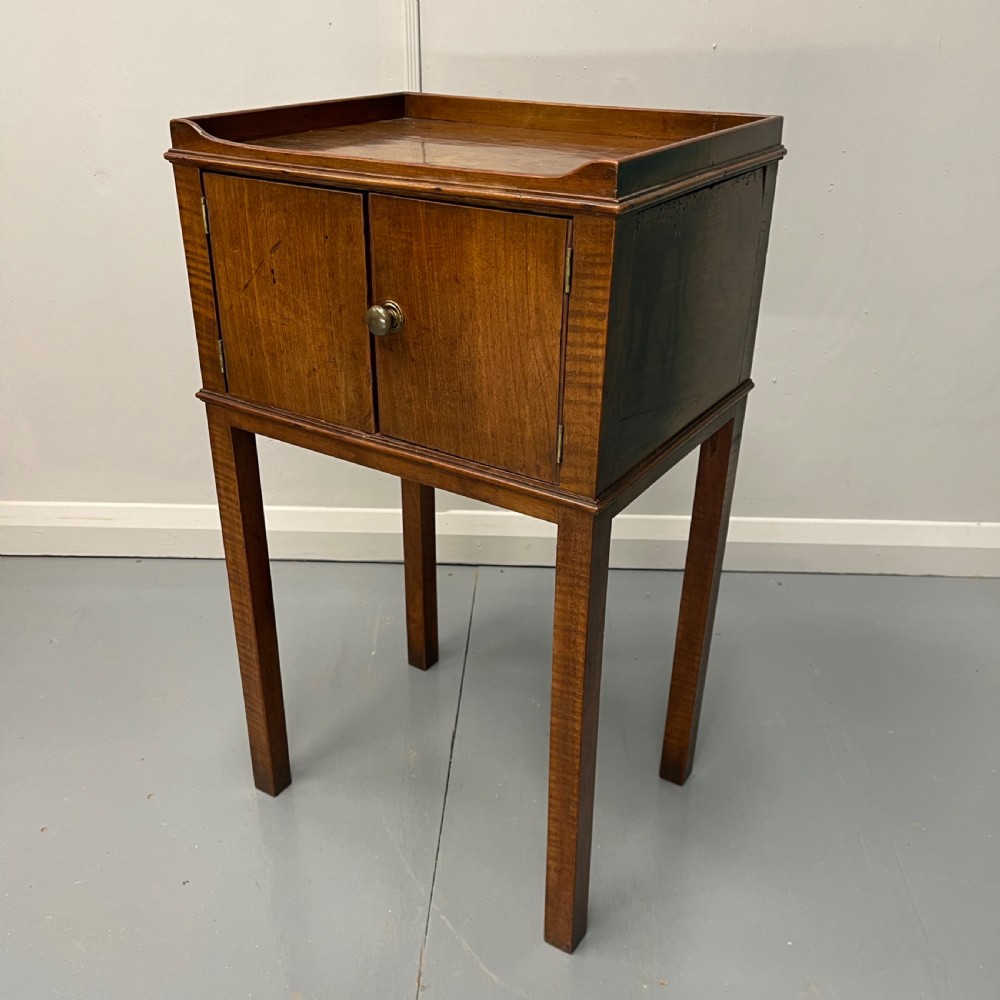 Georgian two door side cabinet or lamp table
