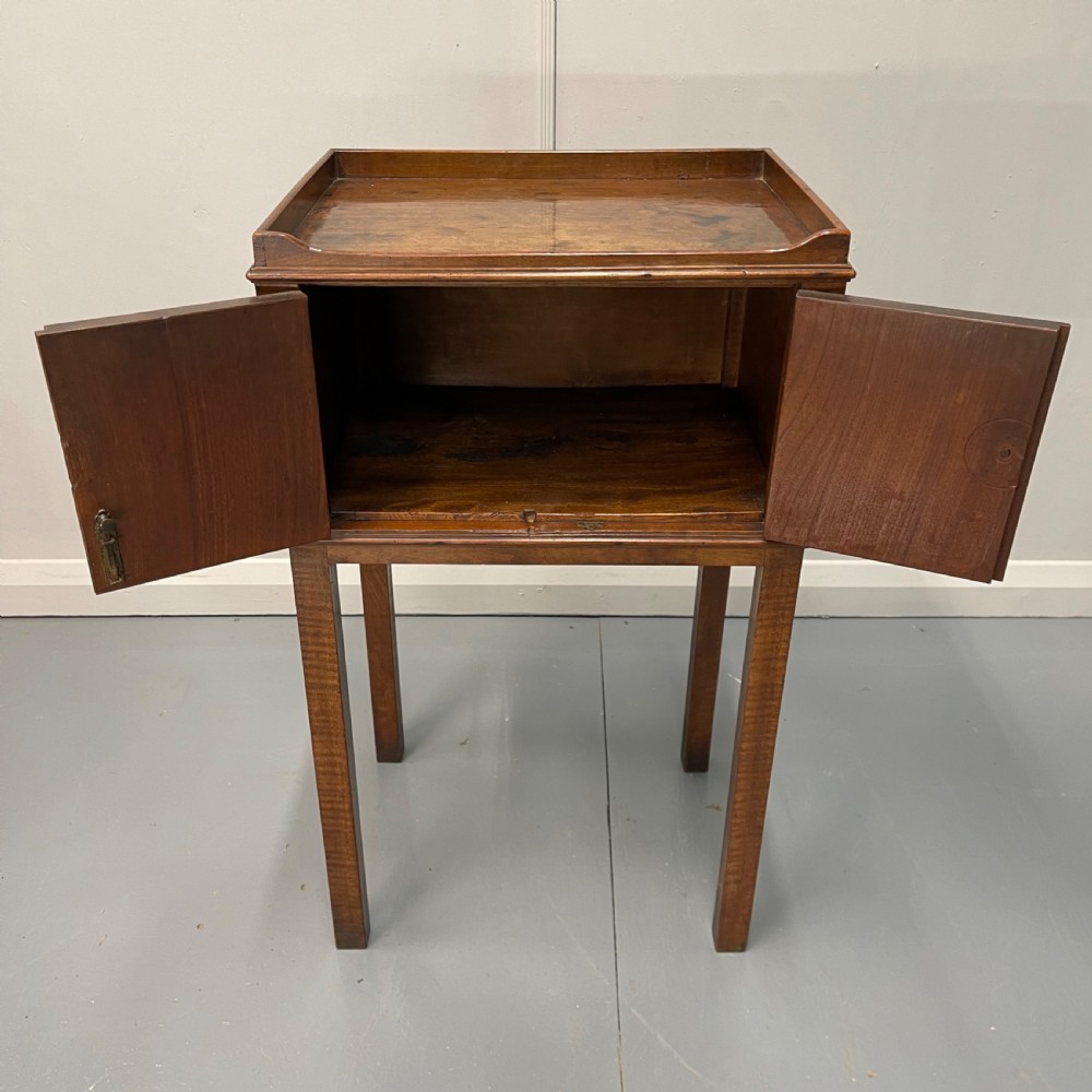 Georgian two door side cabinet or lamp table View V