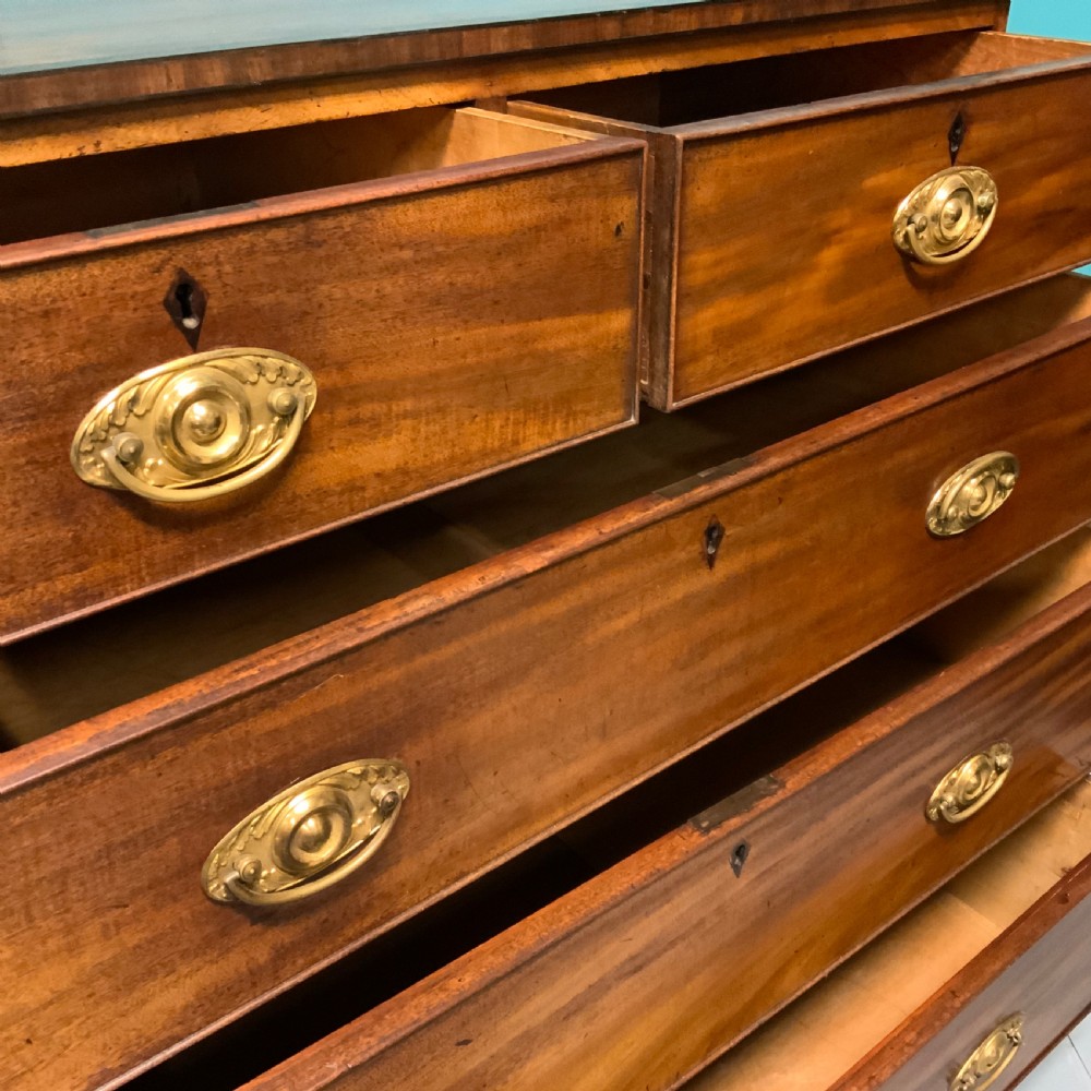 Georgian mahogany 5 drawer chest View V