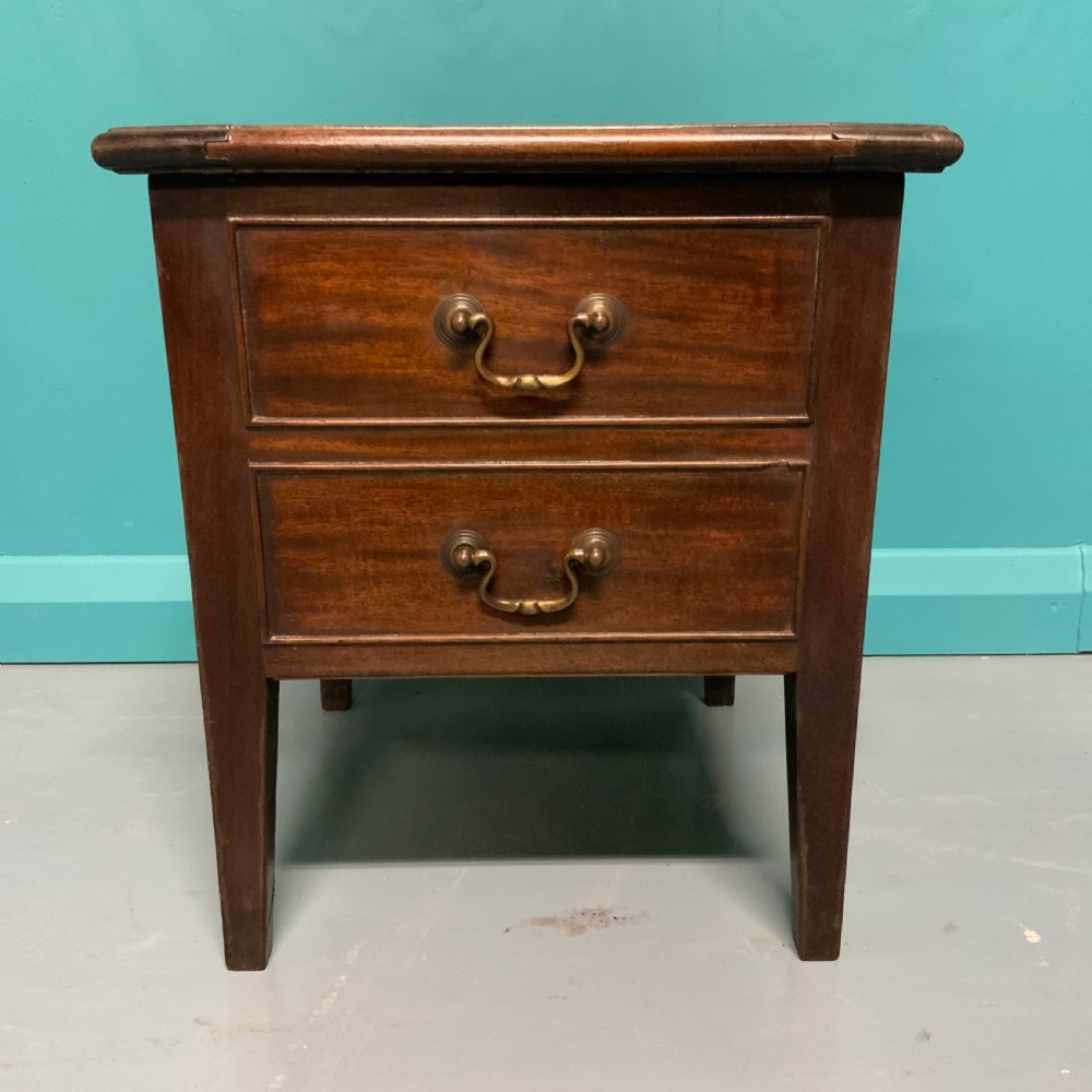 19th century mahogany fireside coal box View IV