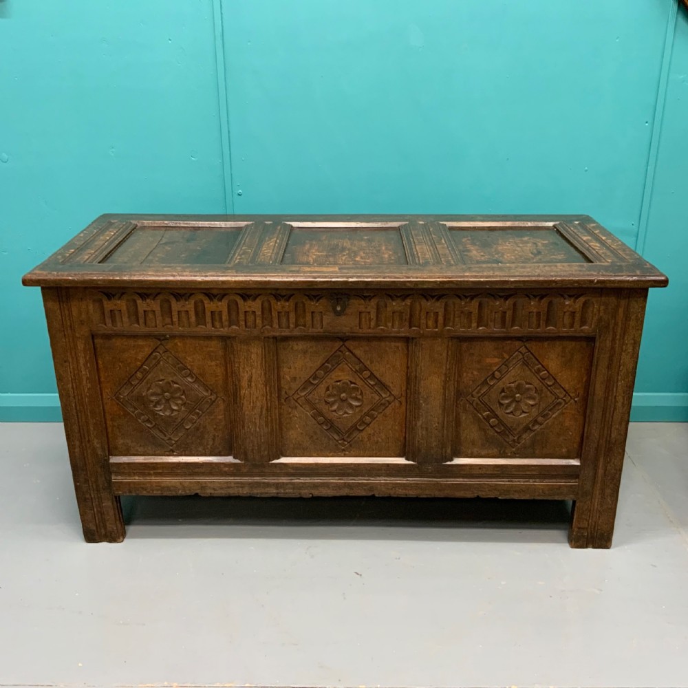 18th century oak panelled coffer View II