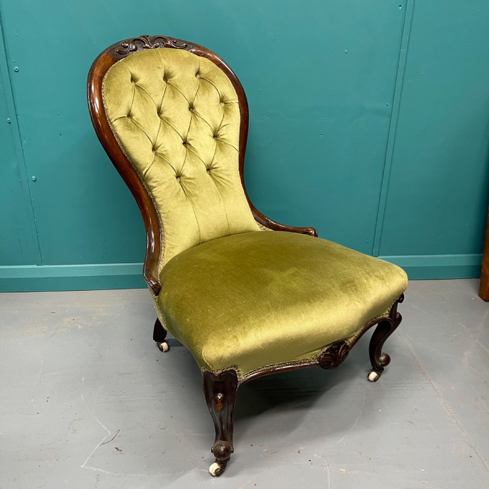 Victorian walnut button back slipper chair View IV