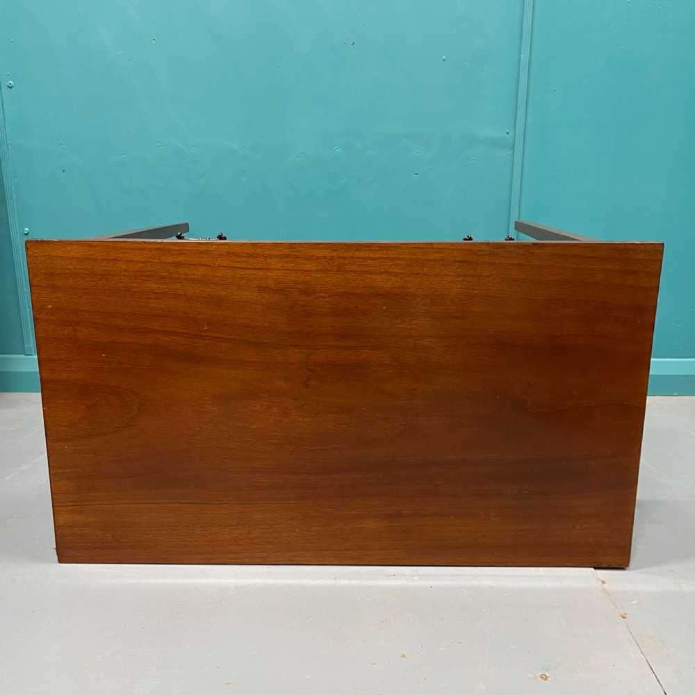 Georgian tapered leg dressing table View VI