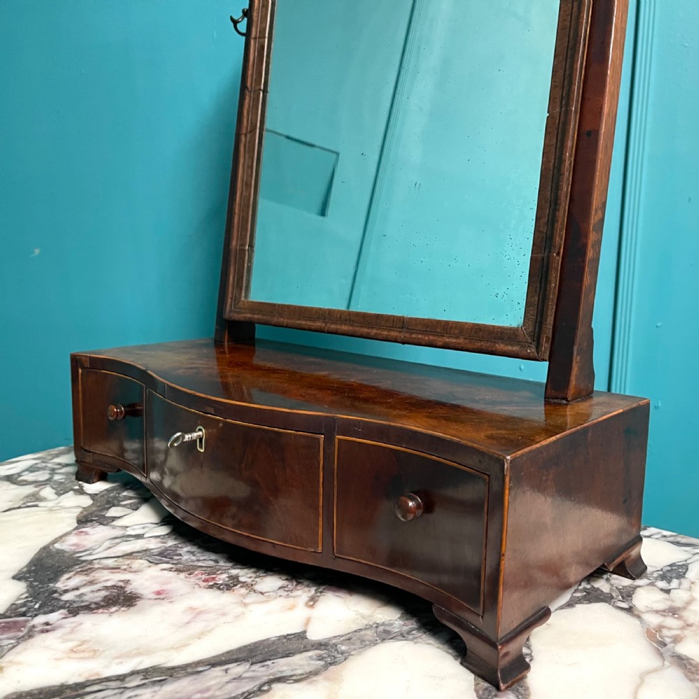 Georgian serpentine front dressing table mirror View III