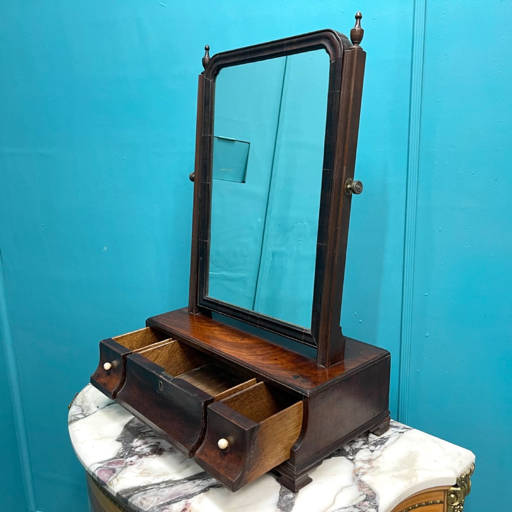 Georgian concave front dressing table mirror View III