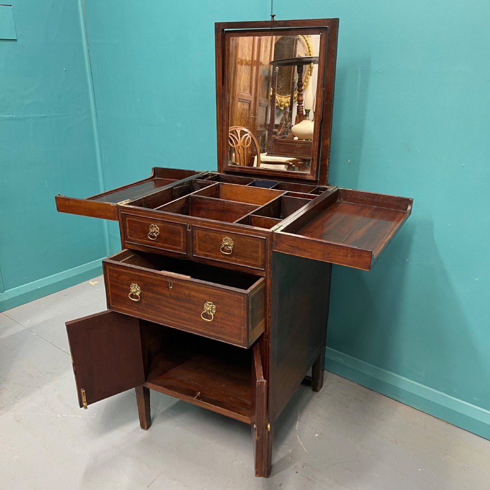 Georgian inlaid Gentleman’s dressing chest View IX