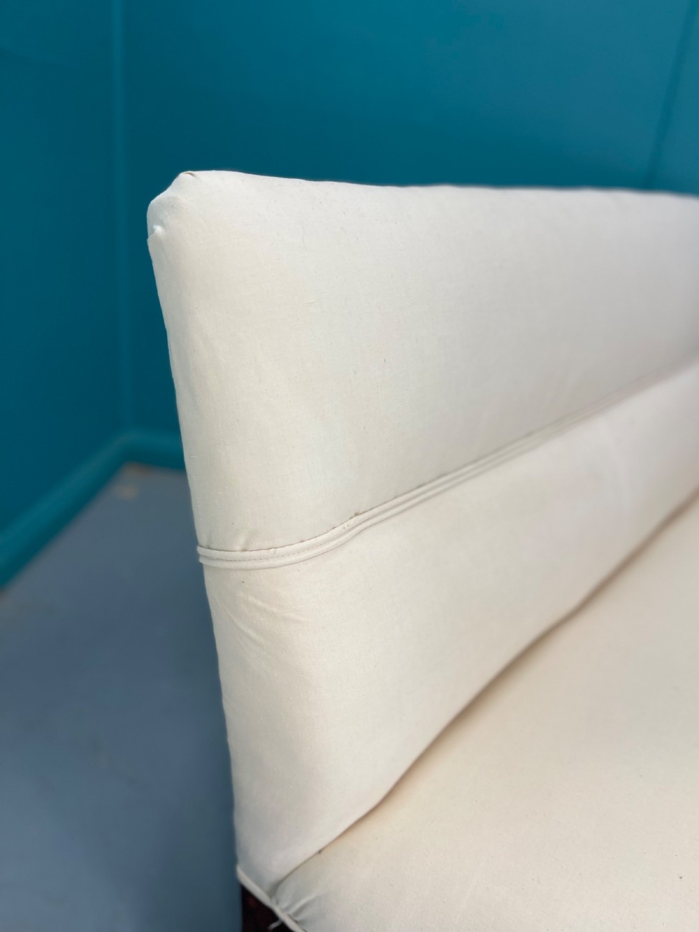 Pair of 19th century window seats in French linen View VIII