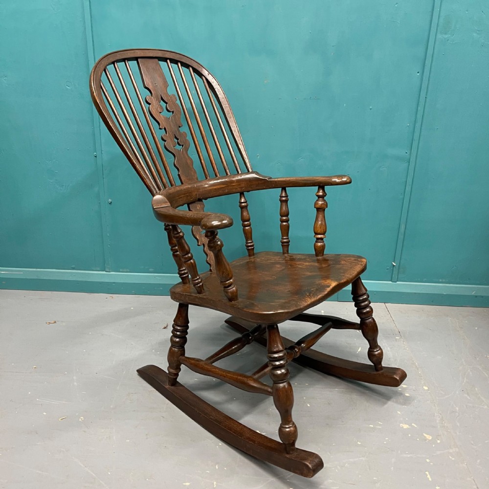 19th century ash and elm Rocking chair
