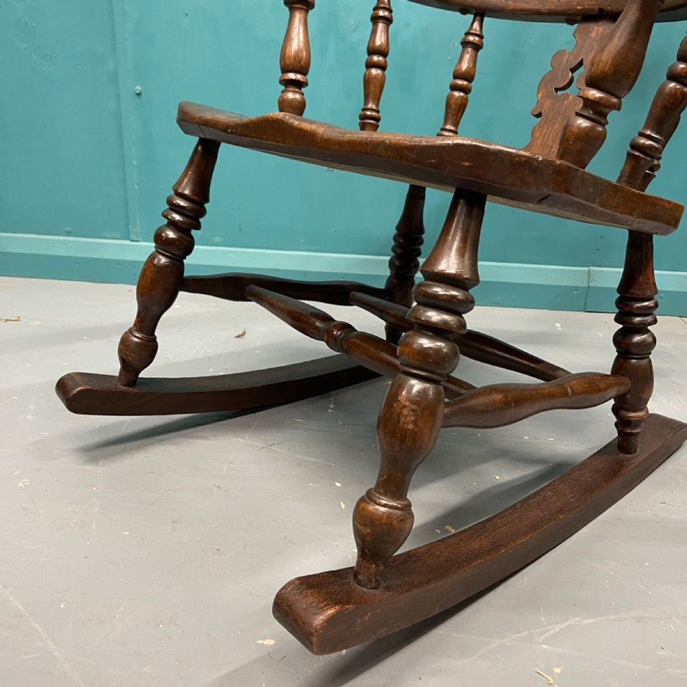 19th century ash and elm Rocking chair View V