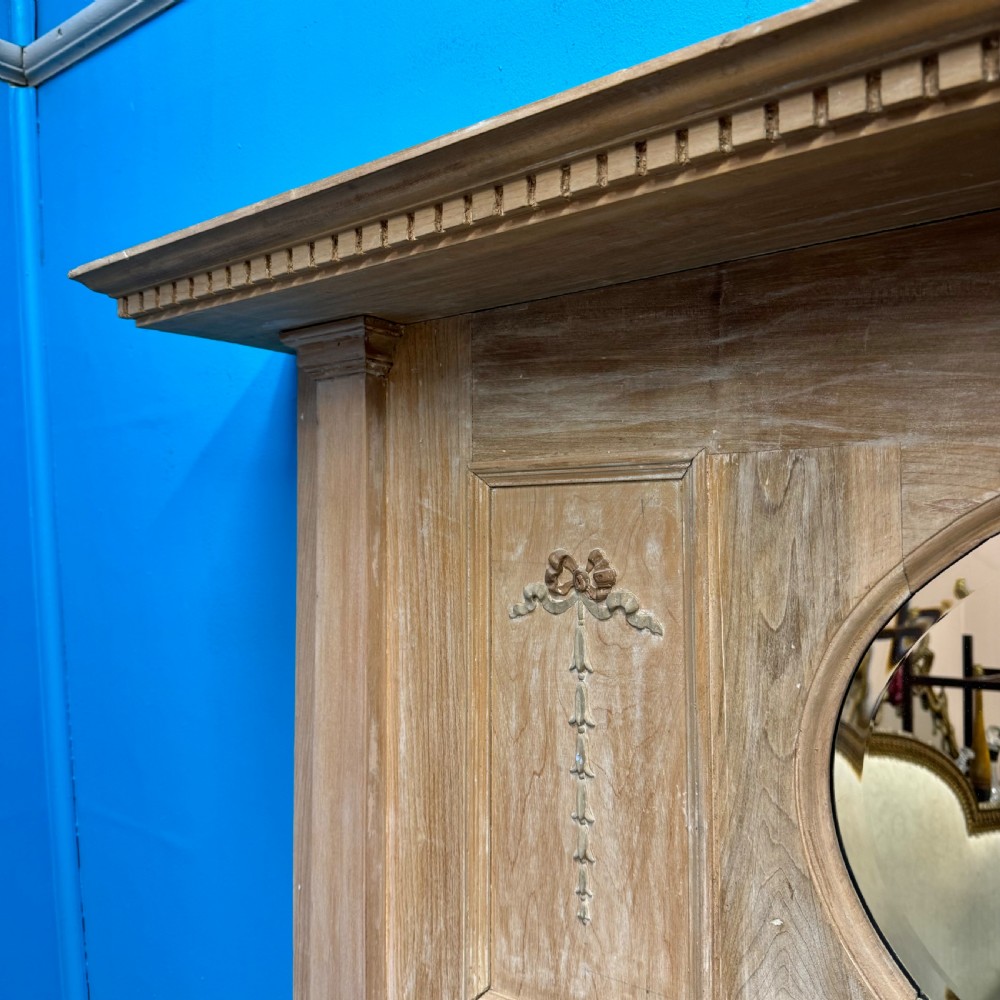 Art Nouveau fire surround with bevelled mirror View III