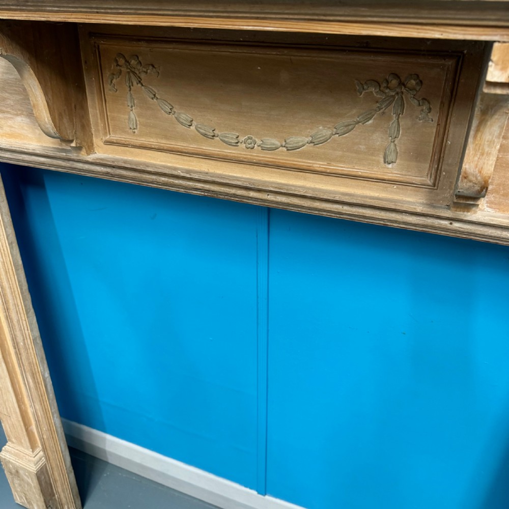 Art Nouveau fire surround with bevelled mirror View IV
