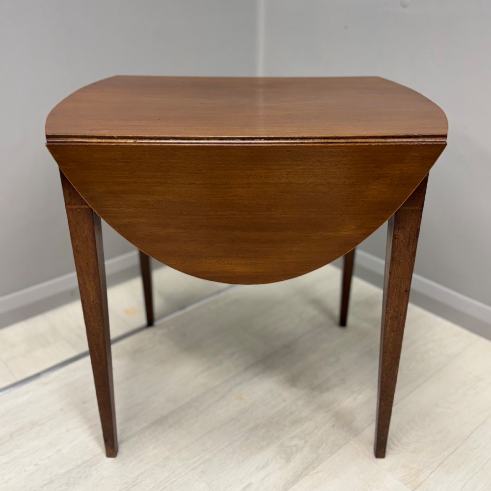 Georgian Pembroke side table View III