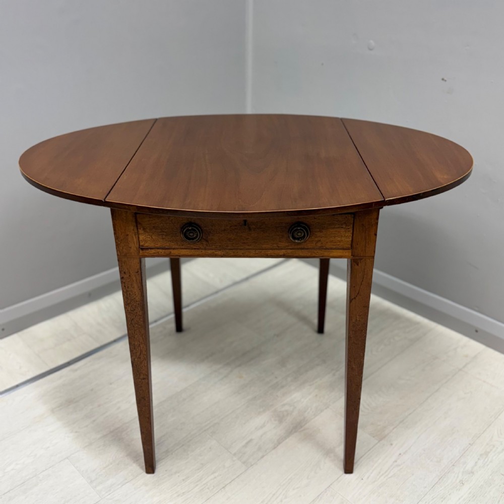 Georgian Pembroke side table View IV