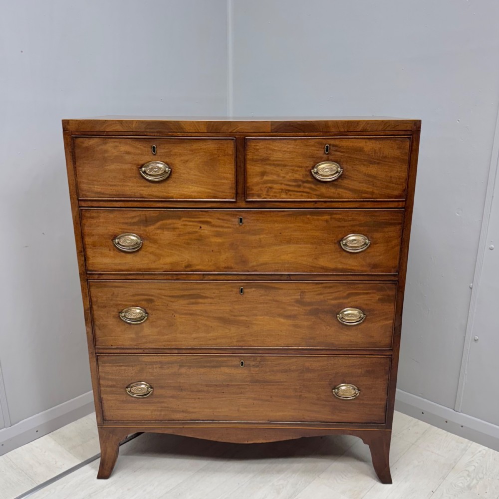 Regency mahogany chest of drawers
