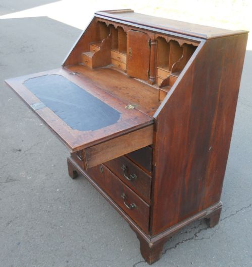 GEORGIAN SMALL OAK BUREAU BOOKCASE EX 'SHAKESPEARE BIRTHPLACE TRUST' - ADDITIONAL PHOTO 8
