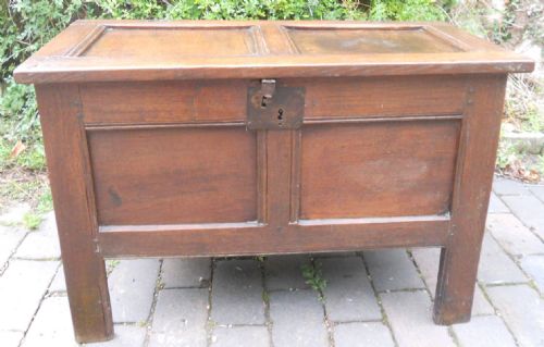 ANTIQUE SMALL OAK BLANKET CHEST