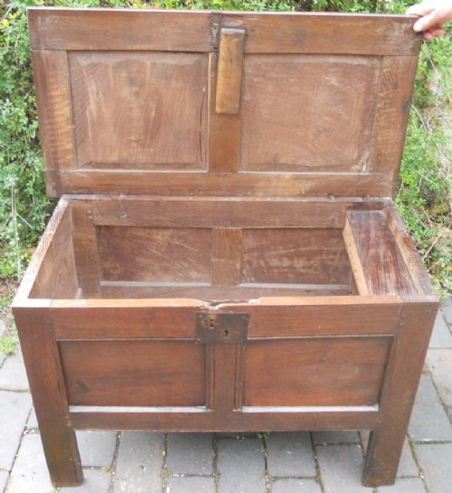 ANTIQUE SMALL OAK BLANKET CHEST - ADDITIONAL PHOTO 7
