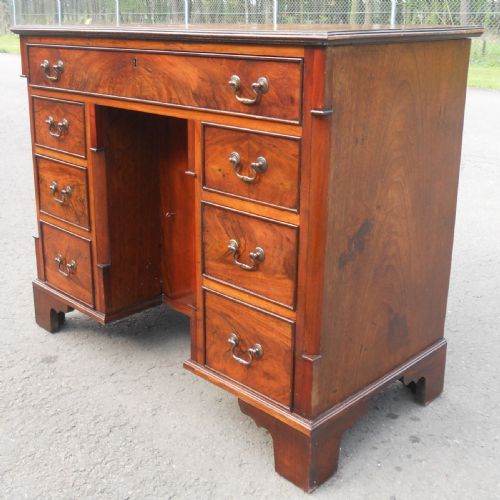 GEORGIAN STYLE SMALL MAHOGANY WRITING DESK - ADDITIONAL PHOTO 4