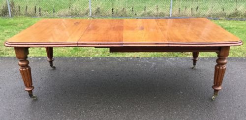 Victorian Mahogany Extending Dining Table to Seat Ten