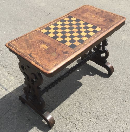 VICTORIAN INLAID WALNUT CHESS TOP TABLE - ADDITIONAL PHOTO 4