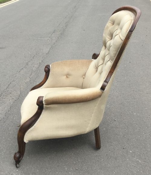 VICTORIAN MAHOGANY BALLOON BACK FIRESIDE ARMCHAIR - ADDITIONAL PHOTO 2