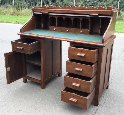 EDWARDIAN MAHOGANY PEDESTAL ROLLTOP DESK - ADDITIONAL PHOTO 9