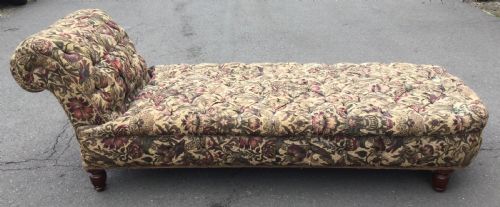 VICTORIAN UPHOLSTERED RECLINING DAYBED - ADDITIONAL PHOTO 13