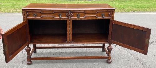 JACOBEAN STYLE OAK DRESSER - ADDITIONAL PHOTO 11