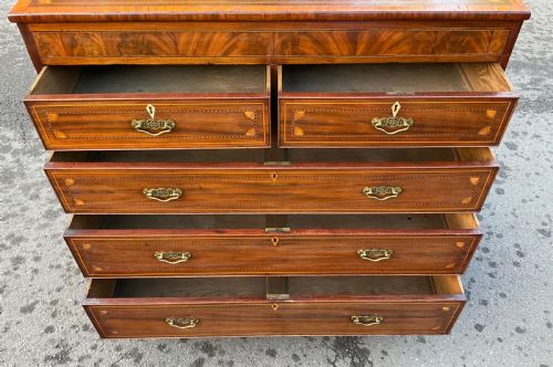 GEORGIAN INLAID MAHOGANY CHEST OF DRAWERS - ADDITIONAL PHOTO 8