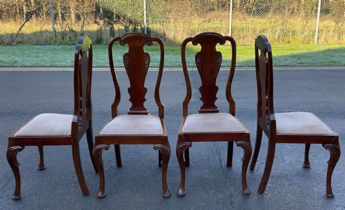 SET OF FOUR MAHOGANY HIGHBACK DINING CHAIRS - ADDITIONAL PHOTO 4
