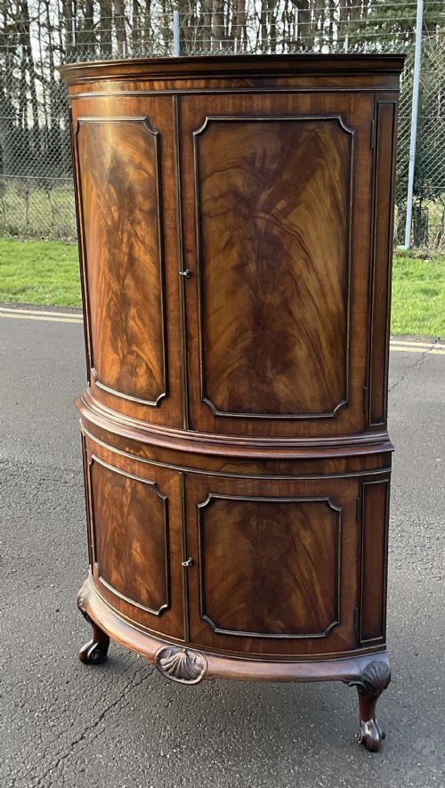 fig 1. Bowfront Mahogany Standing Corner Cocktail Cabinet 
